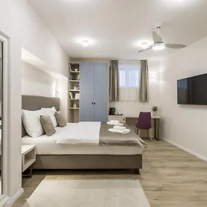 https://cor-rooms.splithotels.org