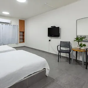 https://little-prince-hostel.eilathotels.net